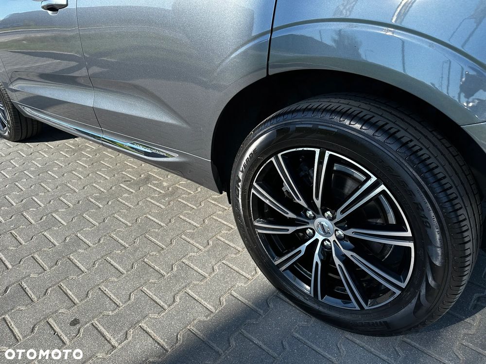 Volvo XC 60 D4 AWD Geartronic Inscription - 24