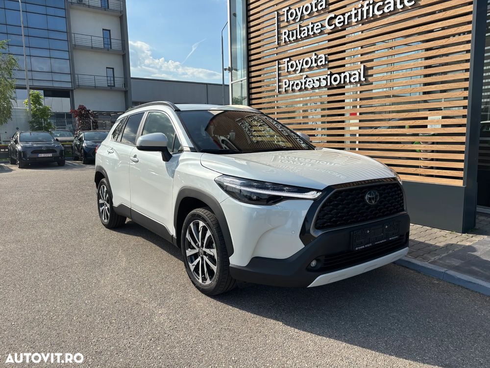 Toyota Corolla Cross - 1