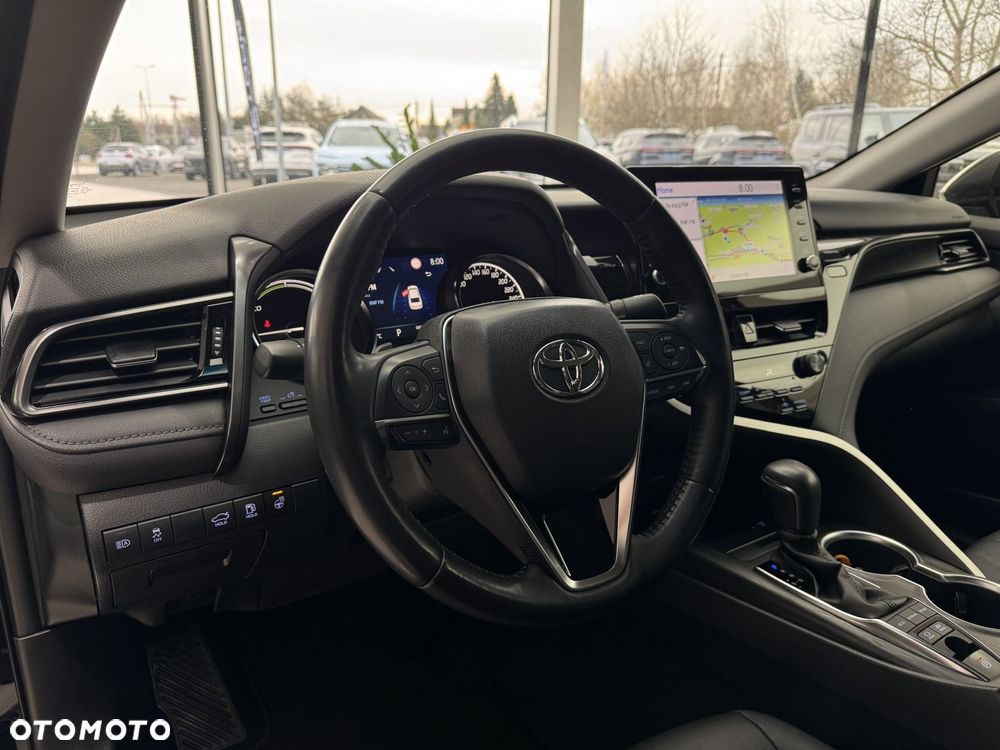 Toyota Camry - 8