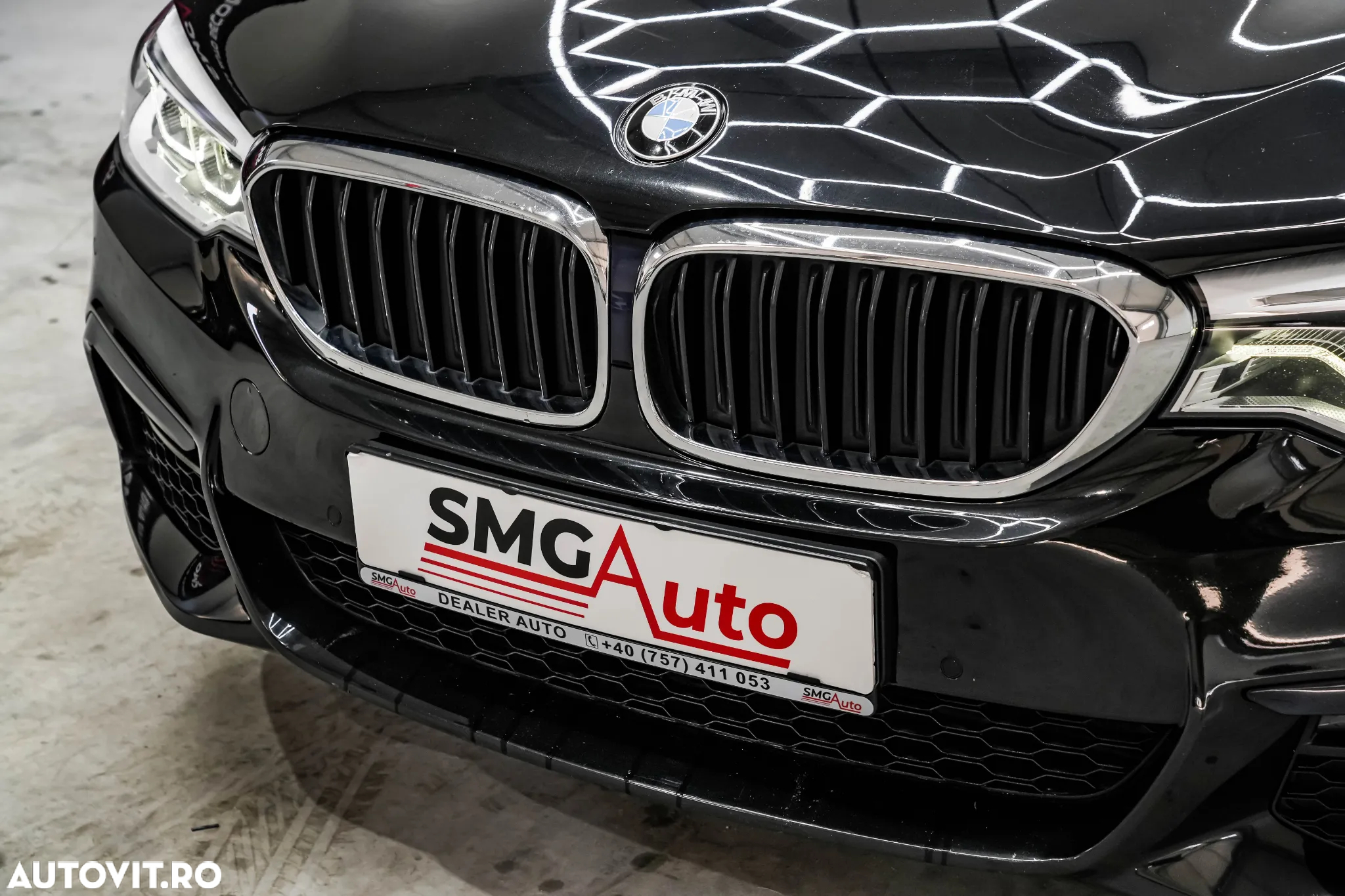 BMW Seria 5 520i AT - 30