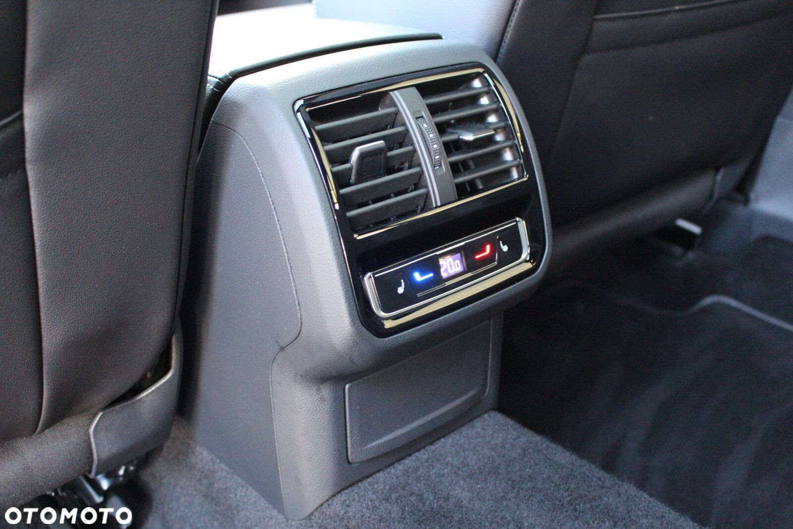 Volkswagen Arteon - 25