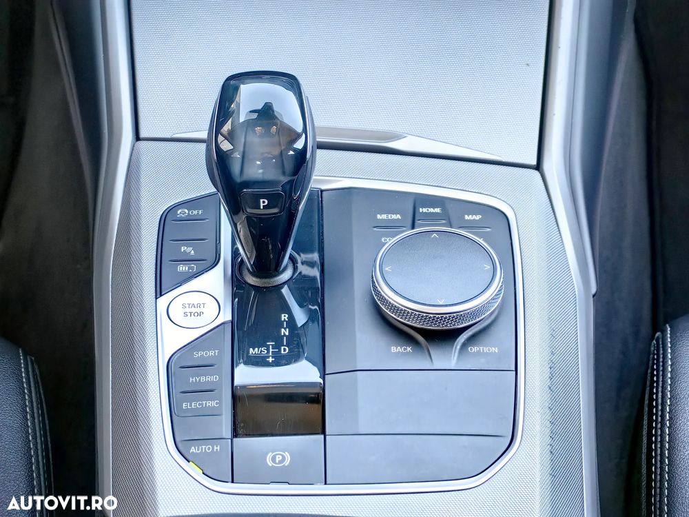 BMW Seria 3 320e AT PHEV - 22