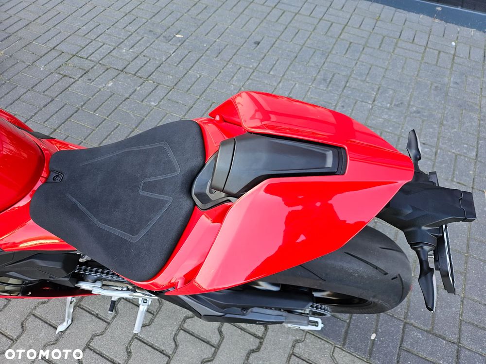 Ducati Panigale V4S - 21