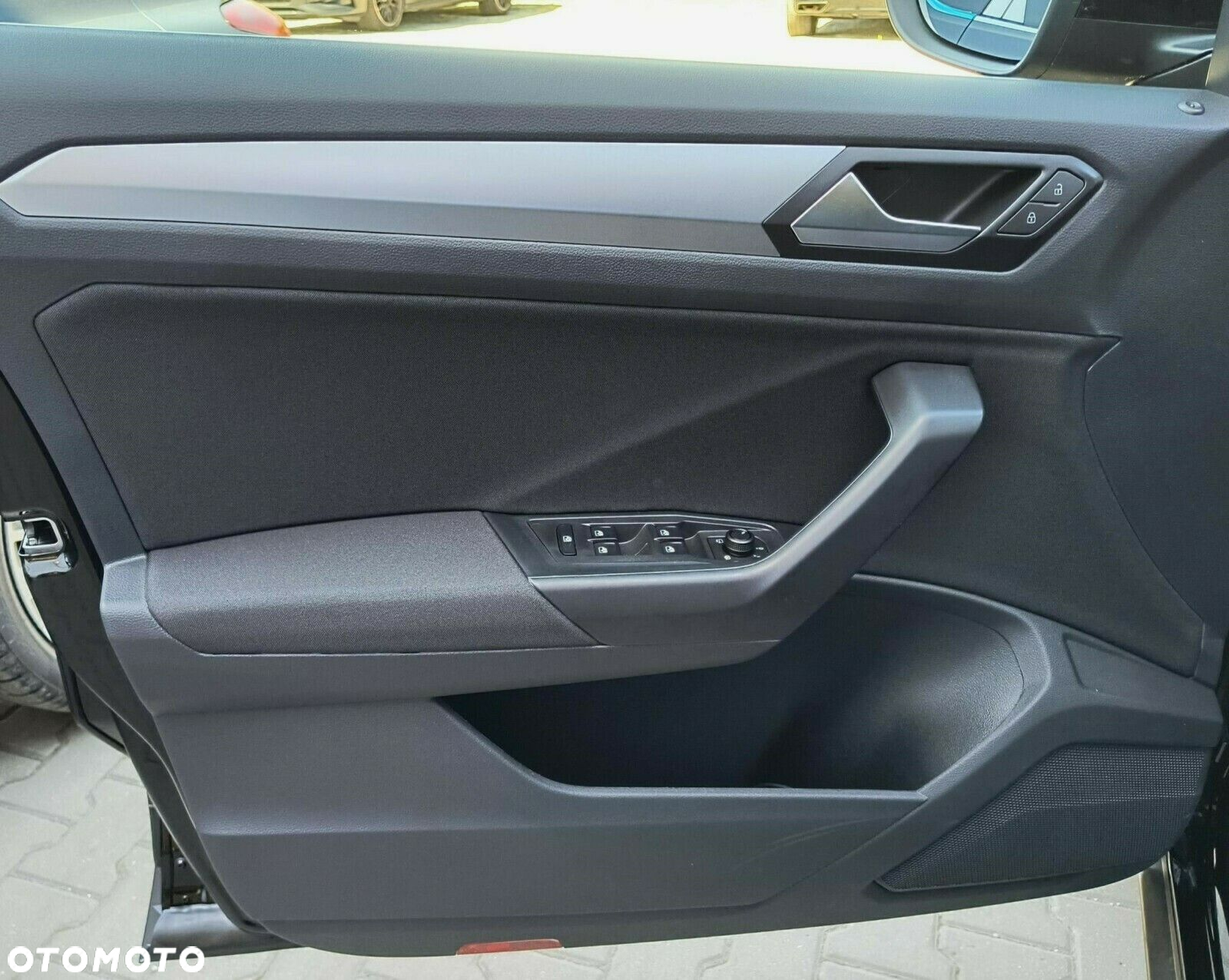 Volkswagen T-Roc 1.5 TSI Life Plus DSG - 19