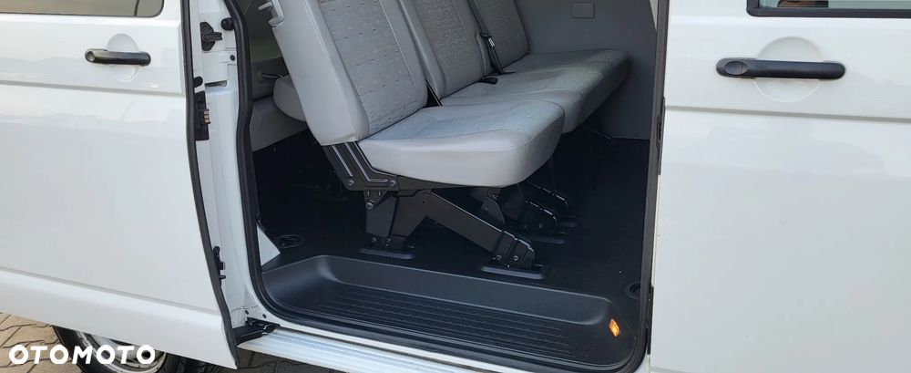 Volkswagen Transporter - 17