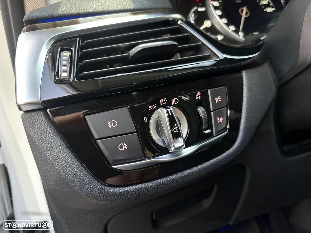 BMW 520 d Line Luxury Auto - 16