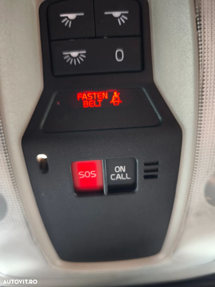 Volvo V60 D6 Plug-In-Hybrid AWD Geartronic Summum - 12