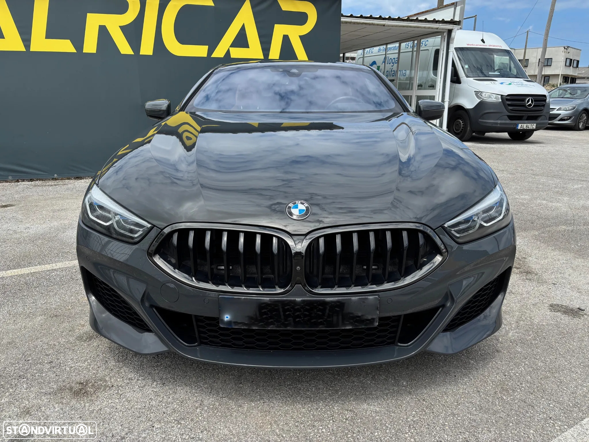 BMW M850i xDrive - 2