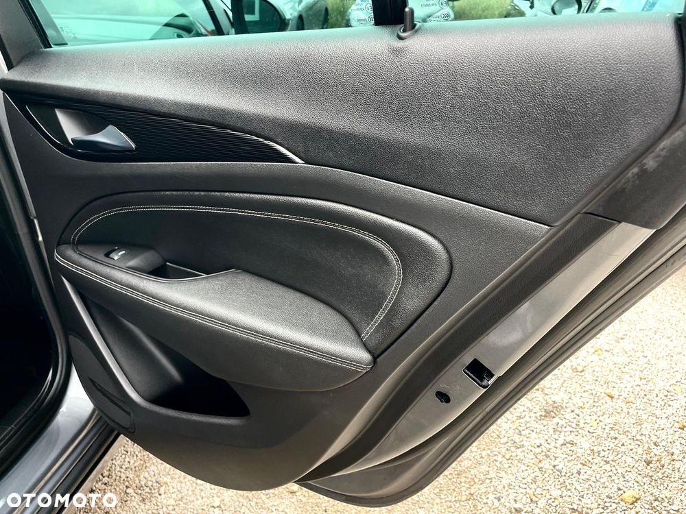 Opel Insignia 1.5 Direct InjectionTurbo Ultimate Exclusive - 18