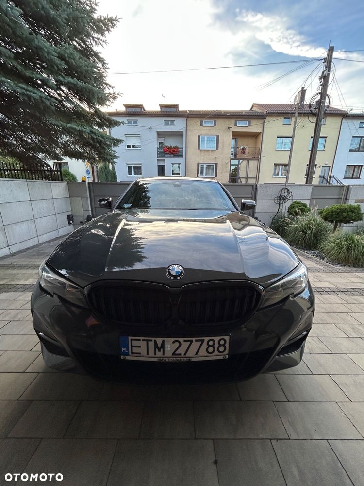 BMW Seria 3 318d M Sport - 4