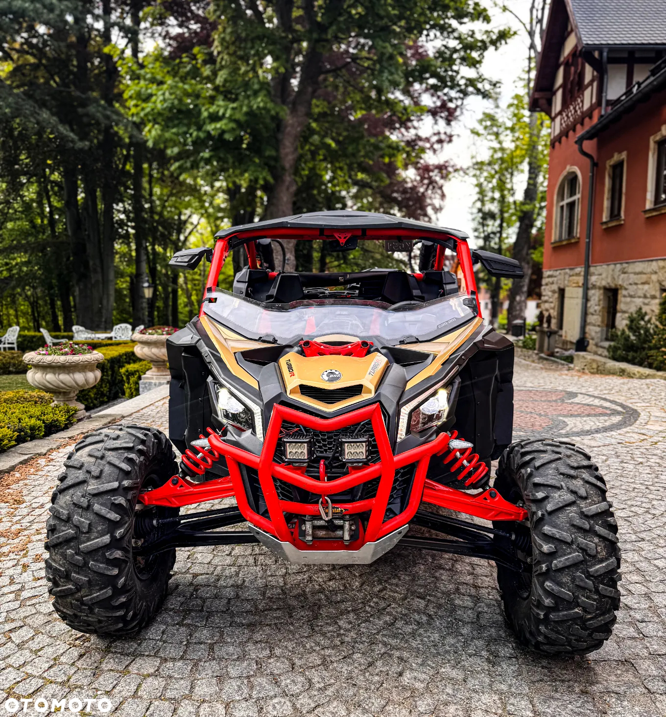 Can-Am Maverick - 10