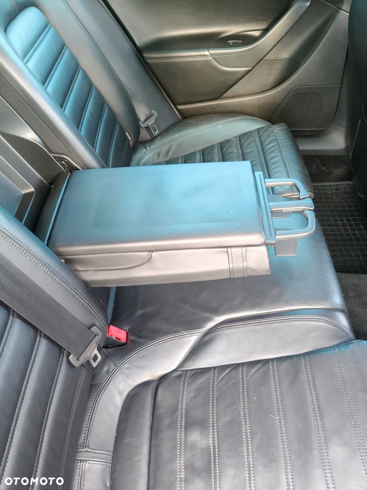 Volkswagen Passat 2.0 TDI DPF Highline - 15