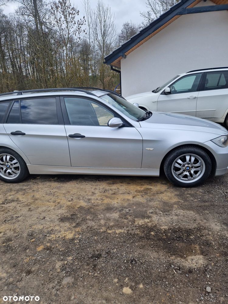 BMW Seria 3 320d DPF - 2