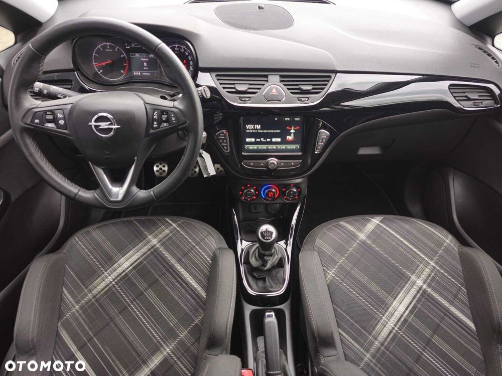 Opel Corsa 1.4 T Cosmo S&S - 10