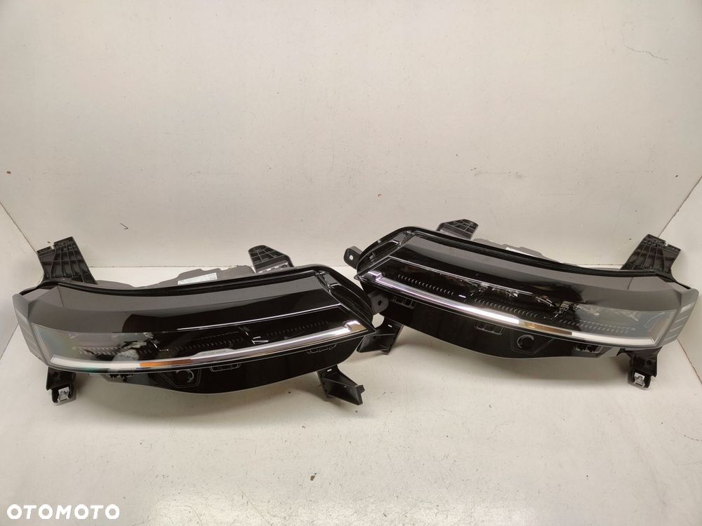 renault megane ev etech komplet lamp przód 260605490r, 260104574r - 2