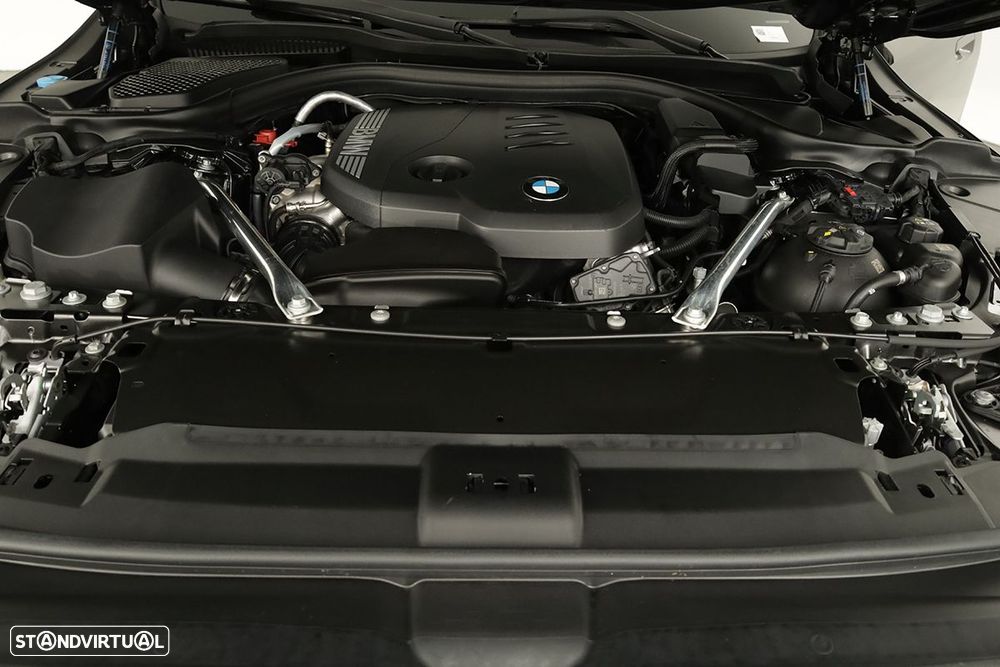 BMW 520 d Pack Desportivo M - 26