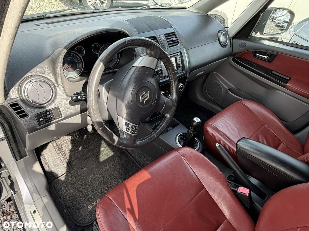 Suzuki SX4 1.6 VVT 4x4 Limited - 11