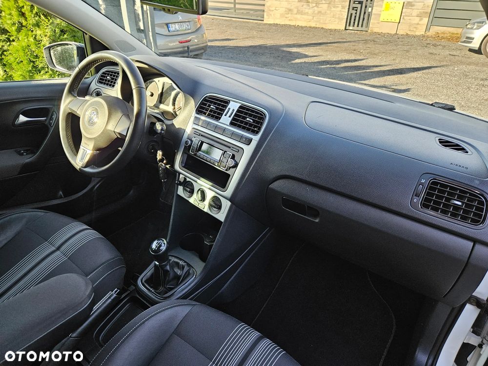 Volkswagen Polo 1.2 TSI Blue Motion Technology MATCH - 13