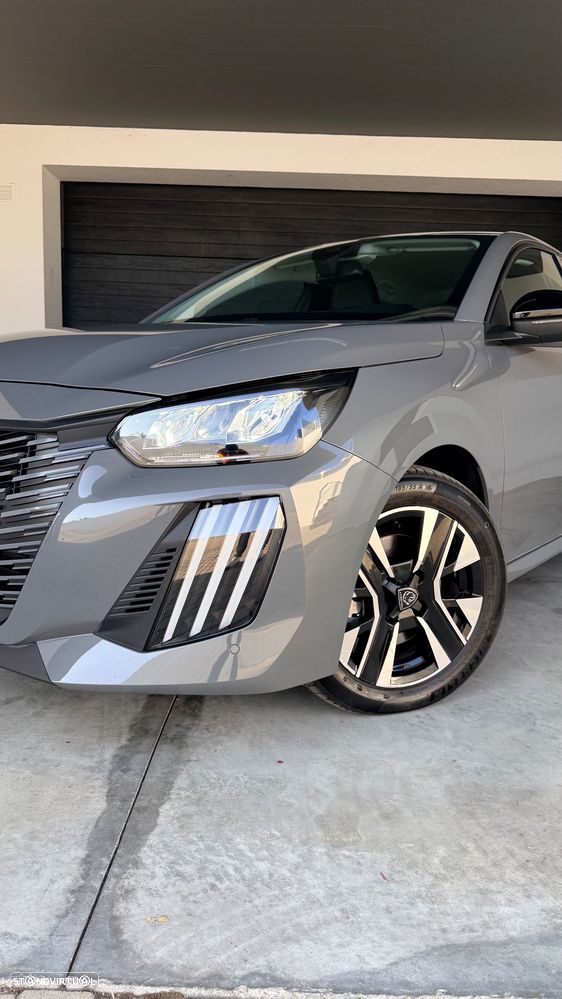 Peugeot 208 1.2 PureTech Allure - 12