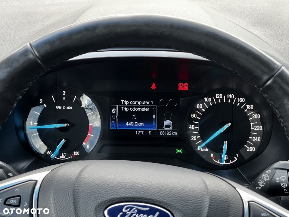 Ford Edge 2.0 TDCi 4WD Titanium - 19