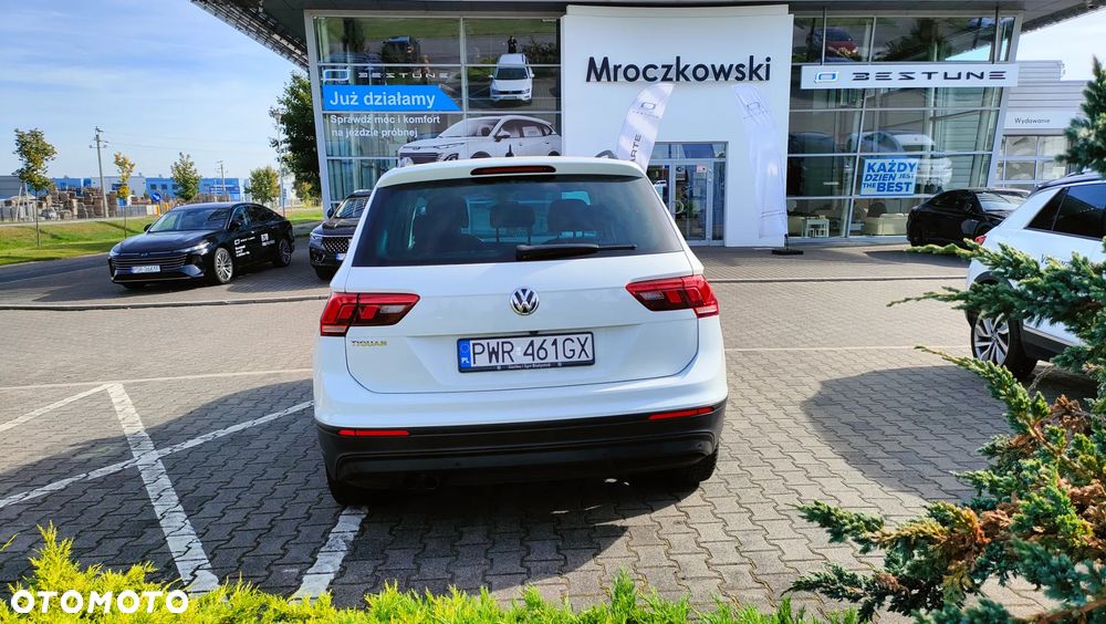 Volkswagen Tiguan - 16
