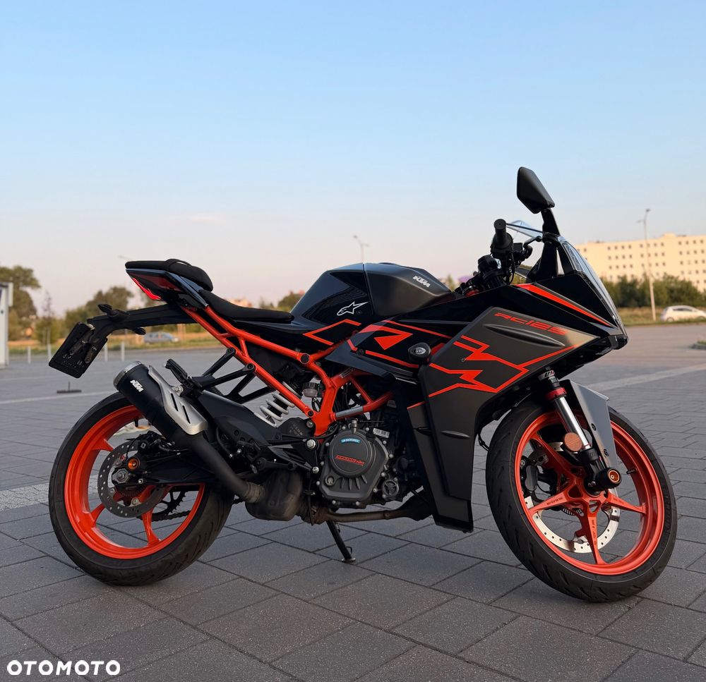 KTM RC 125 - 5