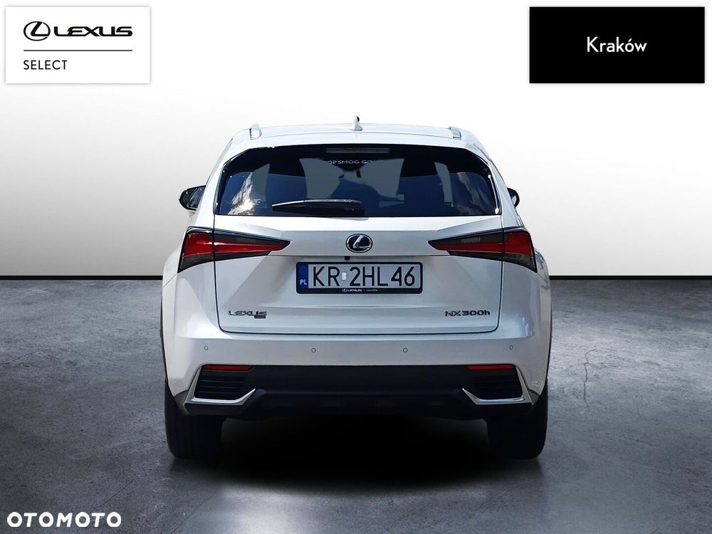 Lexus NX 300h Comfort AWD - 4