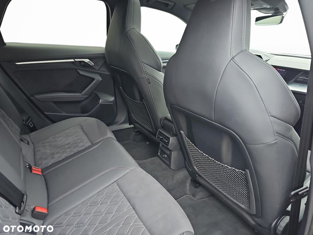 Audi S3 Sportback - 27