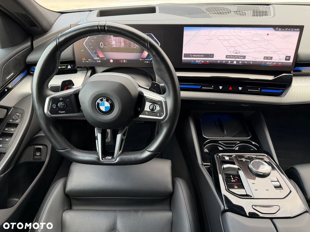 BMW Seria 5 ver-520d-xdrive-mhev-m-sport - 27