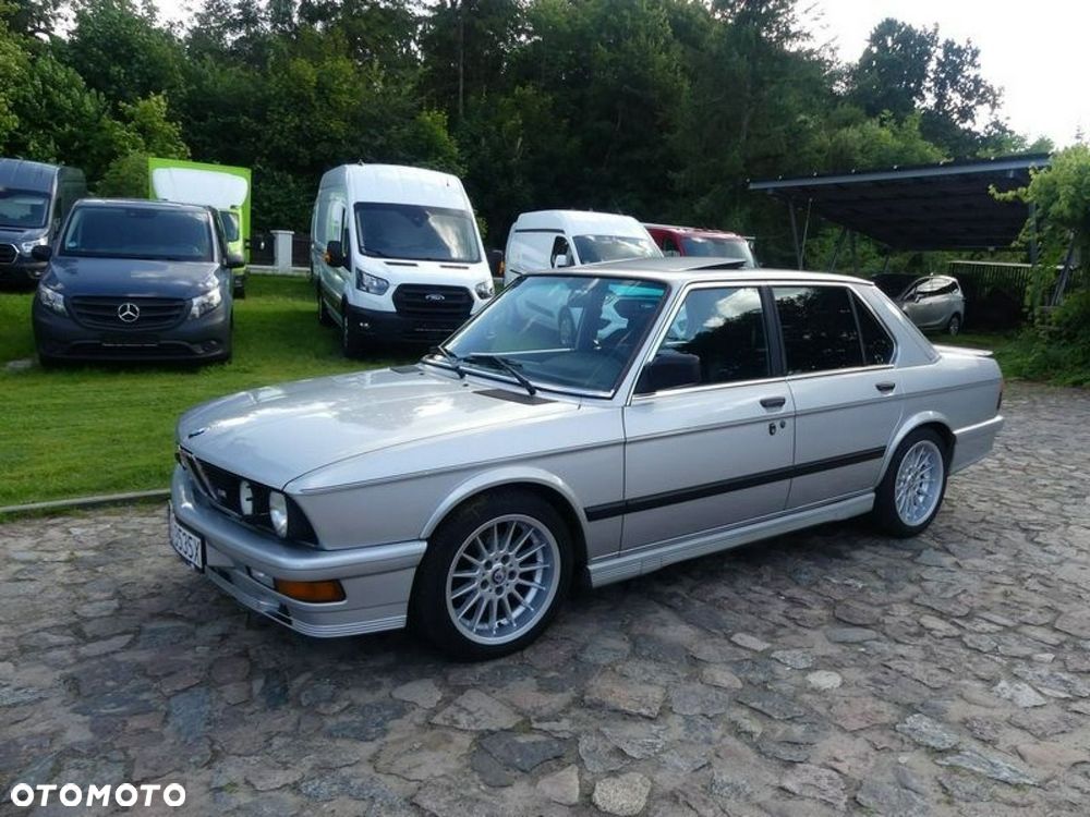 BMW Seria 5 - 12