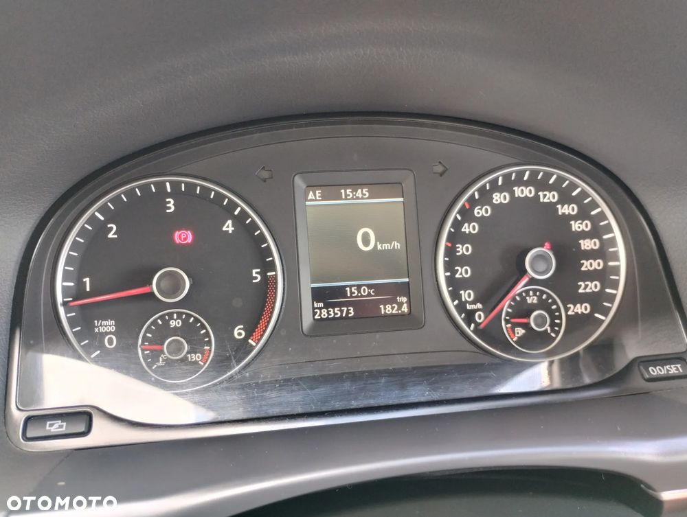 Volkswagen Touran 2.0 TDI Highline - 19