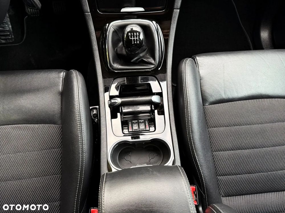 Ford S-Max - 31