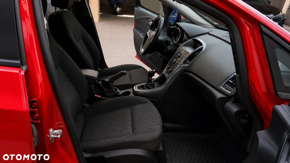 Opel Astra 1.4 T Business EU6 - 11