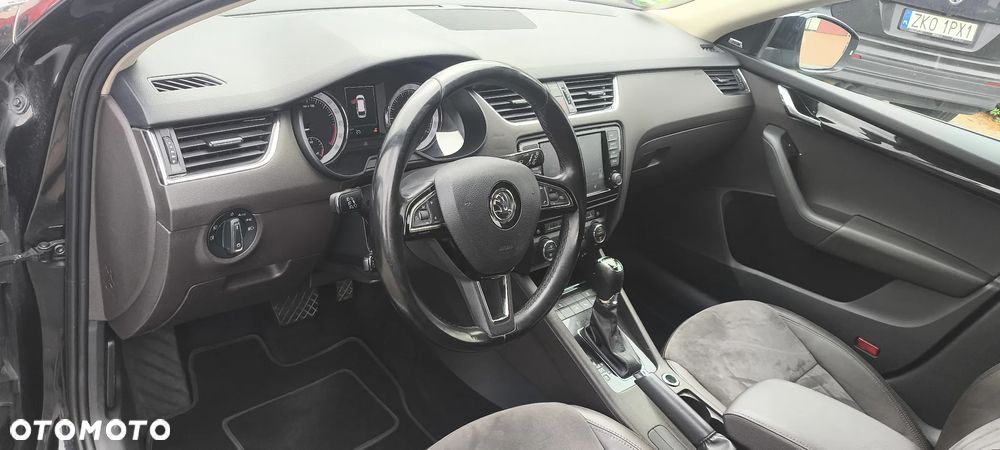 Skoda Octavia 2.0 TDI 4x4 DSG L&K - 11