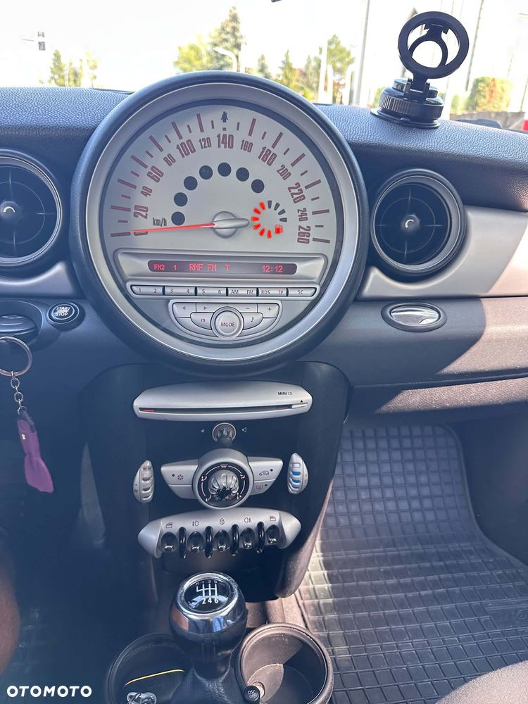 MINI ONE Standard - 7