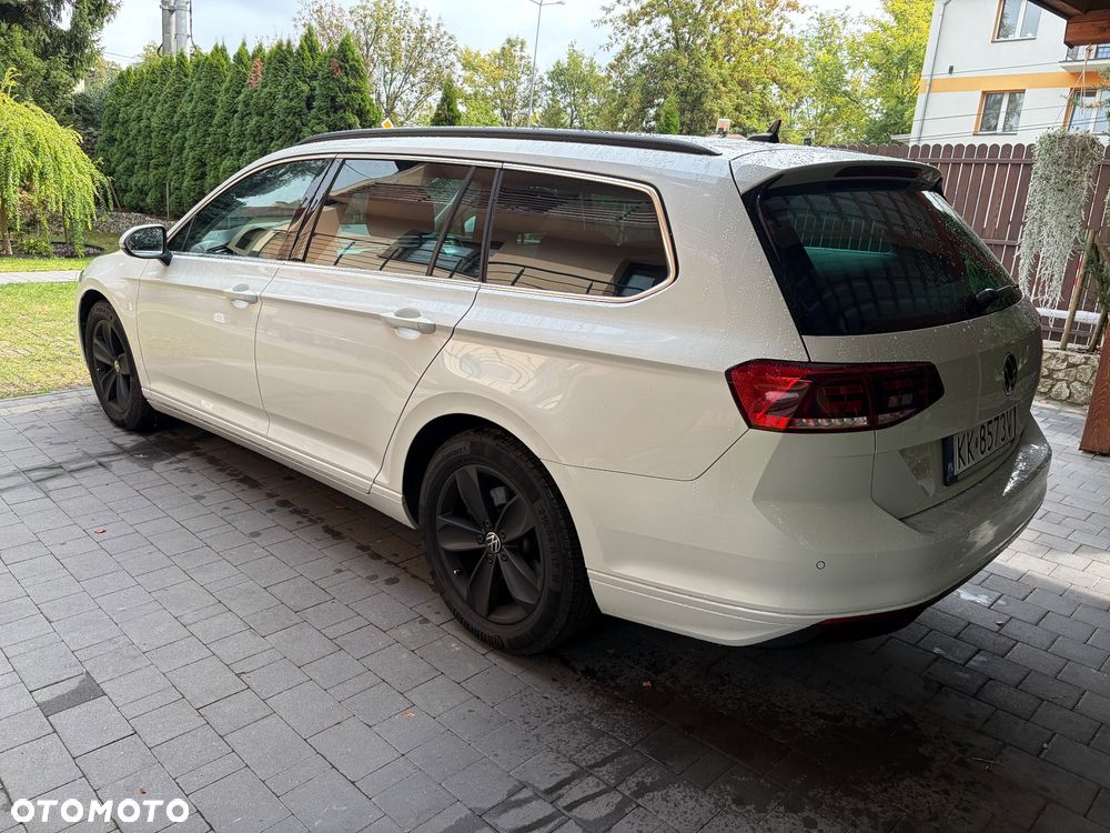 Volkswagen Passat 2.0 TDI SCR DSG 4Motion Business - 3