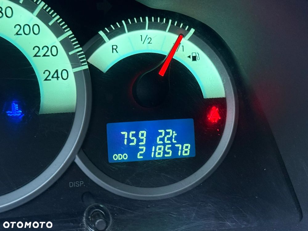 Toyota Corolla Verso 1.8 Sol 7os - 16
