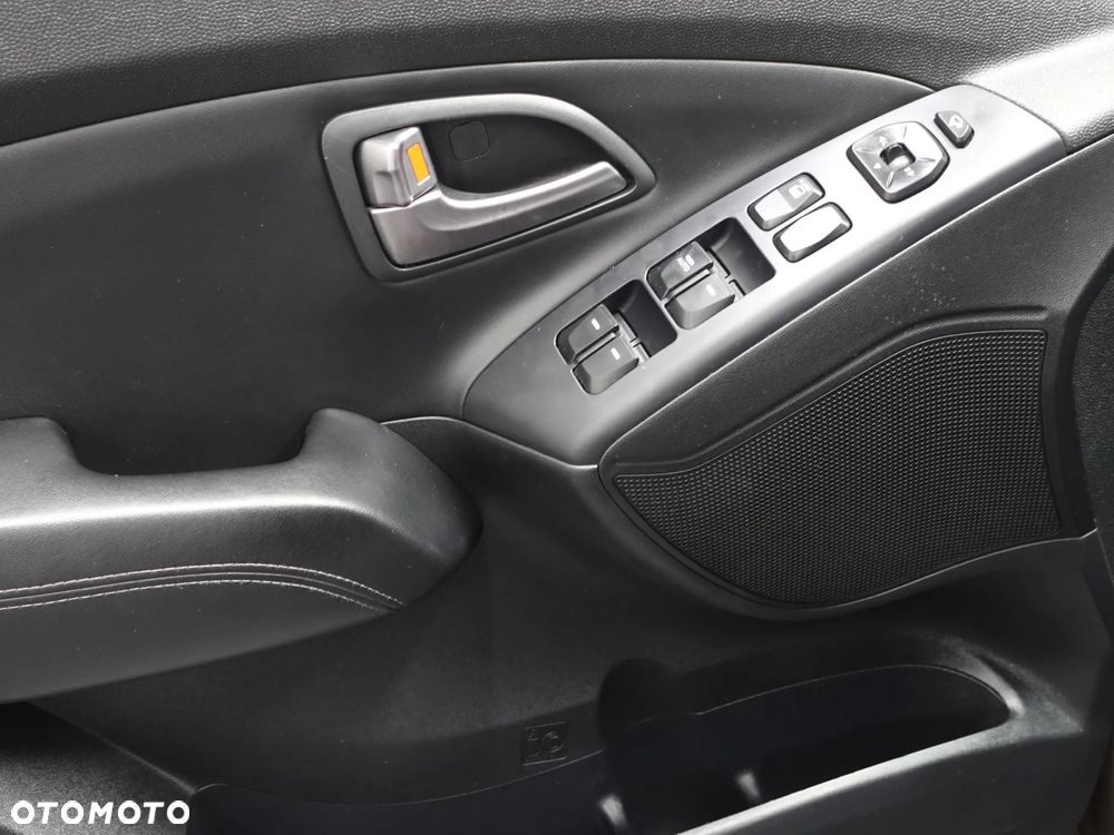 Hyundai ix35 1.6 2WD Style - 21