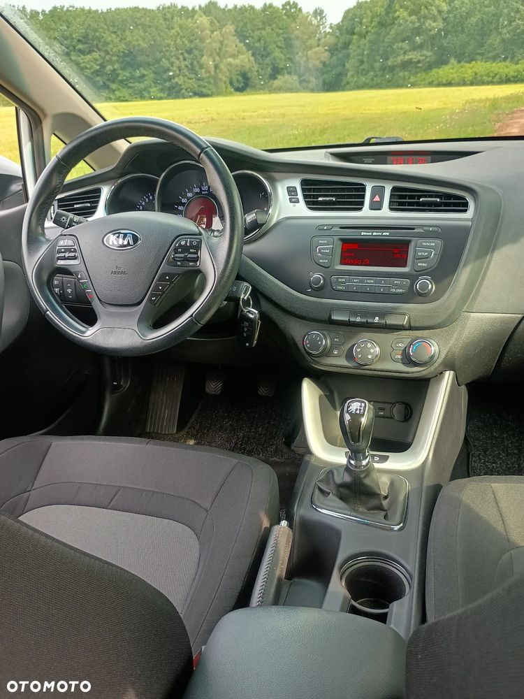 Kia Ceed - 5