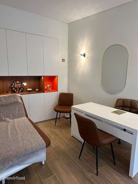 Sala para Arrendar - Grande imagem: 2/2