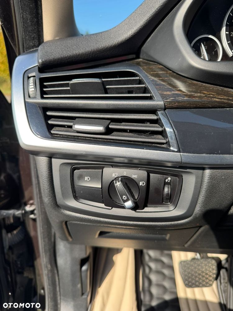 BMW X5 xDrive35i Sport-Aut - 21