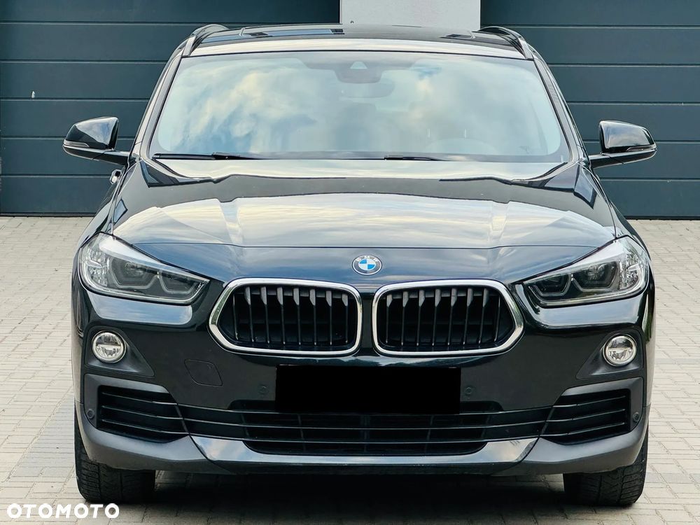 BMW X2 sDrive18d Business Edition sport - 2