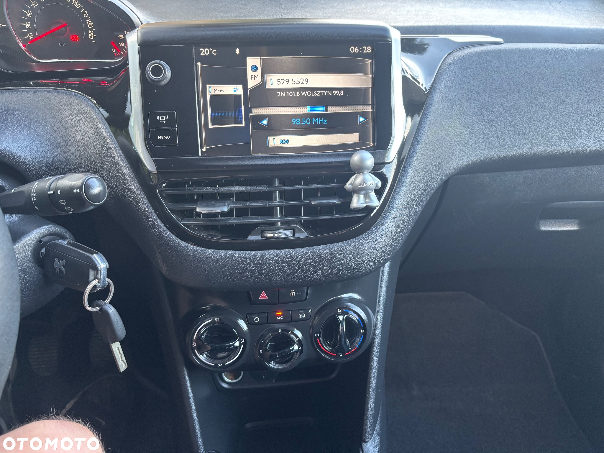 Peugeot 208 PureTech 82 Style - 8