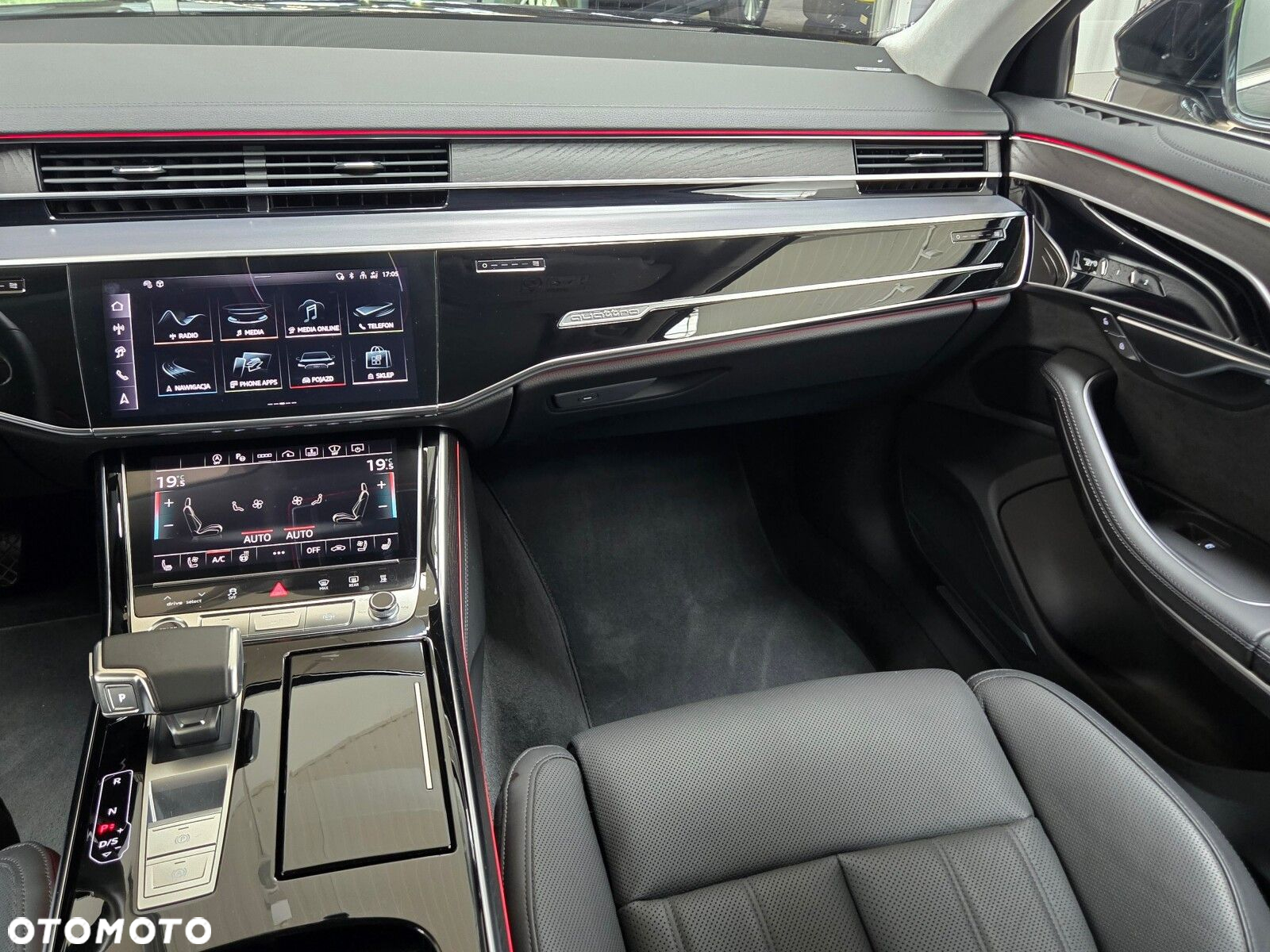 Audi A8 - 16