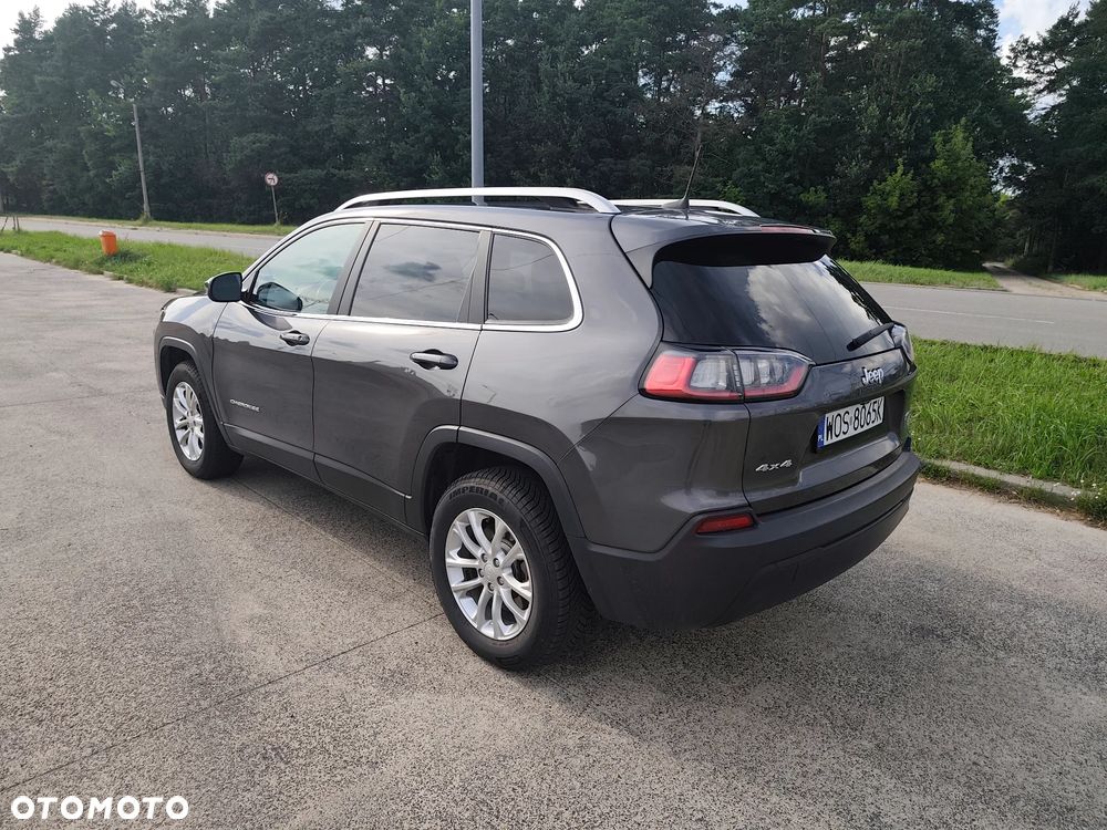 Jeep Cherokee - 2