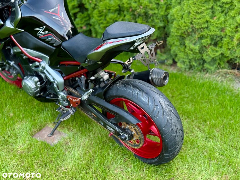 Kawasaki Z 900 - 8