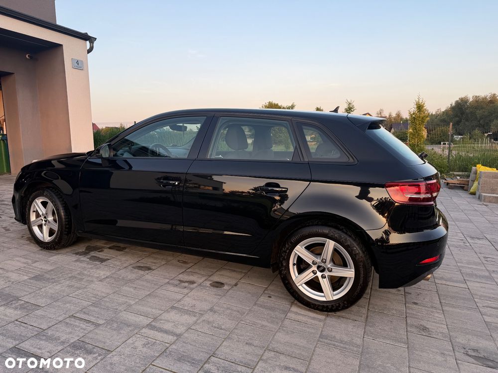 Audi A3 Sportback 2.0 TDI S tronic - 12