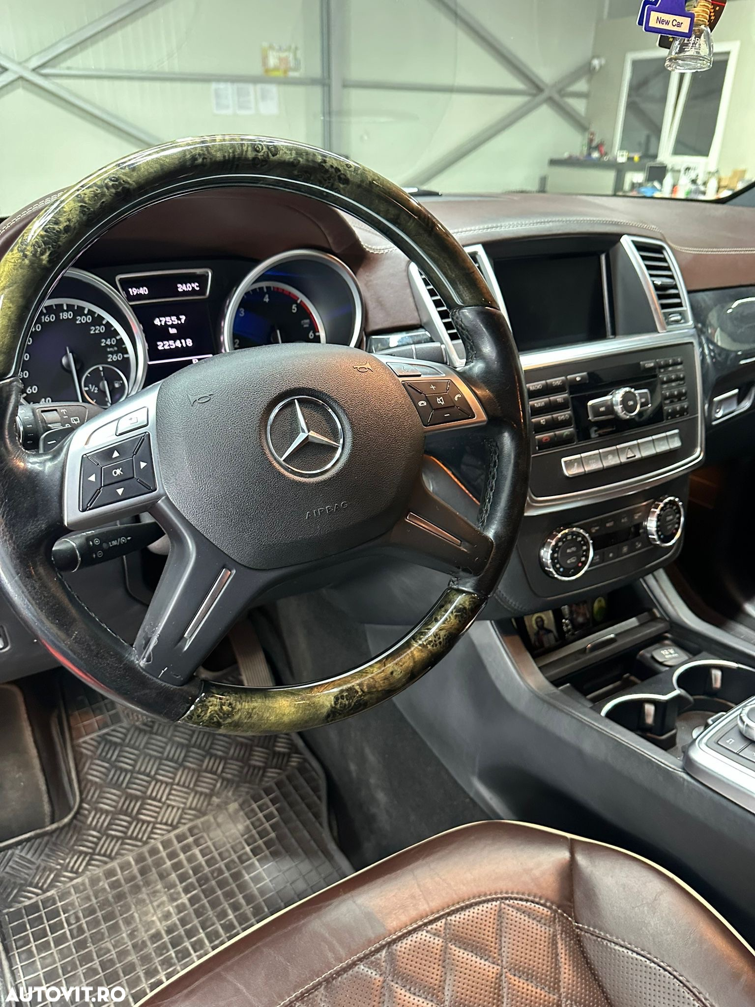 Mercedes-Benz ML 350 BlueTec 4MATIC Aut - 4