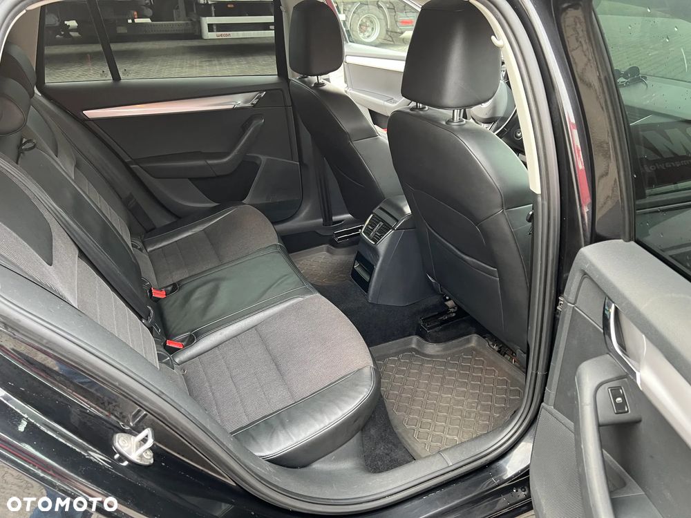 Skoda Octavia 1.6 TDI Edition - 12