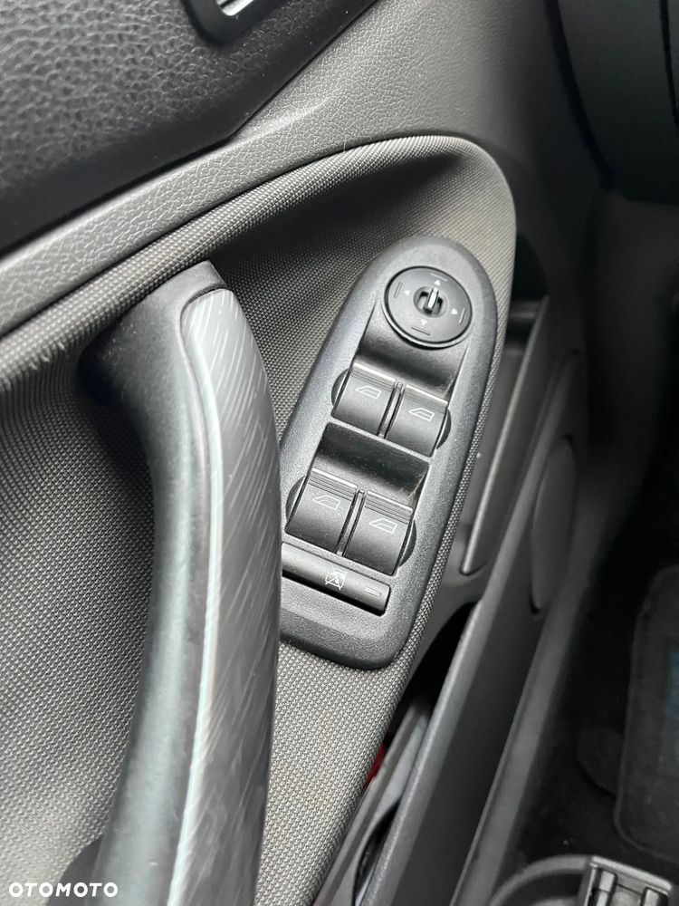 Ford C-MAX 1.8 Ambiente - 6